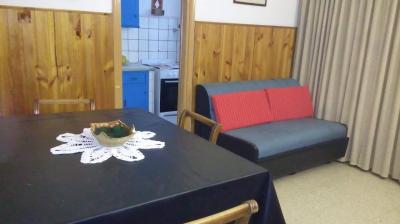 Departamento en alquiler en Mar del Plata. 2 ambientes, 1 baño y capacidad de 1 a 4 personas. 