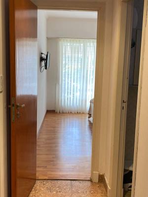 Casa en alquiler en Mar del Plata. 3 ambientes, 1 baño y capacidad de 2 a 4 personas. 