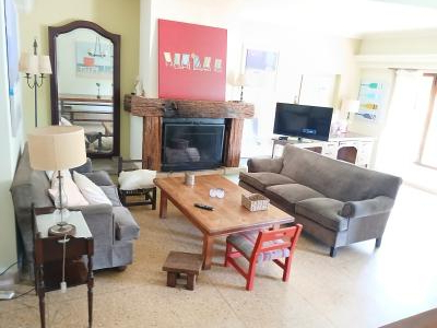 Casa amplia y luminosa a dos cuadras de la costa