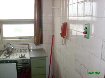 Departamento en alquiler en Mar del Plata. 2 ambientes, 1 baño y capacidad de 2 a 4 personas. A 100 m de la playa