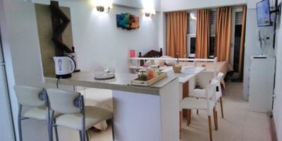 Departamento en alquiler en Mar del Plata. 1 ambientes, 1 baño y capacidad de 2 a 3 personas. A 100 m de la playa
