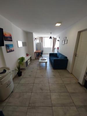 Departamento en alquiler en Mar del Plata. 1 ambientes, 1 baño y capacidad de 1 a 2 personas. A 400 m de la playa