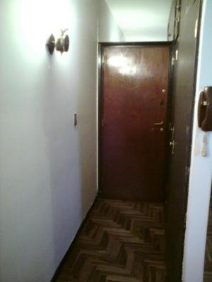 Departamento en alquiler en Mar del Plata. 2 ambientes, 1 baño y capacidad de 2 a 4 personas. A menos de 50 m de la playa