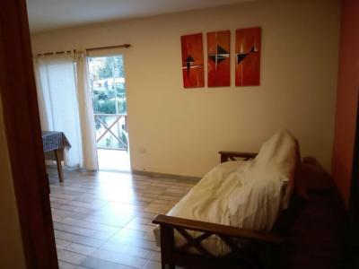 Apart en alquiler en Mar del Plata. 2 ambientes, 1 baño y capacidad de 2 a 4 personas. 