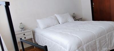 Departamento en alquiler en Mar del Plata. 2 ambientes, 1 baño y capacidad de 1 a 3 personas. 