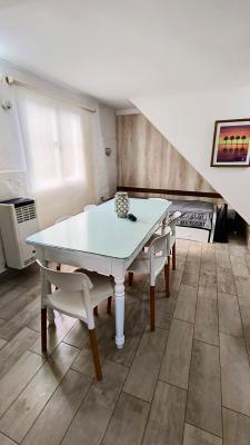 Departamento en alquiler en Mar del Plata. 3 ambientes, 1 baño y capacidad de 4 a 6 personas. 