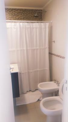 Departamento en alquiler en Mar del Plata. 3 ambientes, 1 baño y capacidad de 2 a 6 personas. 