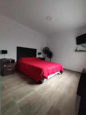 Complejo de Dptos en alquiler en Mar del Plata. 3 ambientes, 1 baño y capacidad de 1 a 4 personas. 