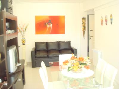 Departamento en alquiler en Mar del Plata. 2 ambientes, 2 baños y capacidad de 1 a 4 personas. 