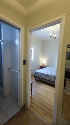 Departamento en alquiler en Mar del Plata. 2 ambientes, 1 baño y capacidad de 1 a 4 personas. 