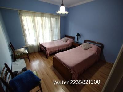 Complejo habitacional en alquiler en Mar del Plata. 3 ambientes, 2 baños y capacidad de 1 a 19 personas. 