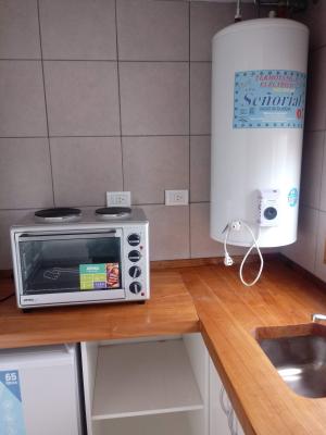 Departamento en alquiler en Mar del Plata. 2 ambientes, 1 baño y capacidad de 1 a 4 personas. 