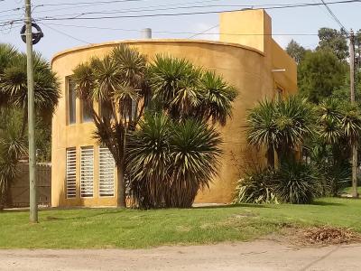 Departamento en alquiler en Mar del Plata. 2 ambientes, 1 baño y capacidad de 1 a 4 personas. 