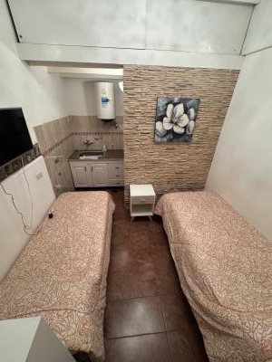 Departamento en alquiler en Mar del Plata. 2 ambientes, 1 baño y capacidad de 1 a 3 personas. 