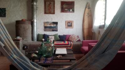 Casa en alquiler en Mar del Plata. 4 ambientes, 1 ba&ntilde;o y capacidad de 1 a 4 personas. Cerca de la Playa