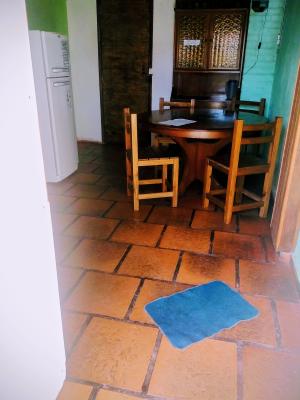 Departamento en alquiler en Mar del Plata. 2 ambientes, 1 baño y capacidad de 1 a 4 personas. 