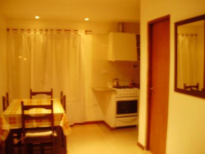 Departamento en alquiler en Mar del Plata. 2 ambientes, 1 baño y capacidad de 1 a 4 personas. 