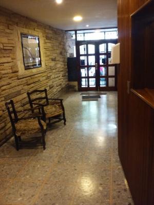 Departamento en alquiler en Mar del Plata. DOS Y MEDIO ambientes, UNO baños y capacidad de 1 a 4 personas. 