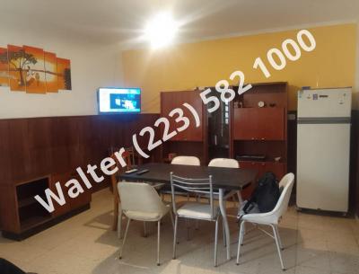 Casa en alquiler en Mar del Plata. 6 ambientes, 2 baños y capacidad de 4 a 14 personas. 