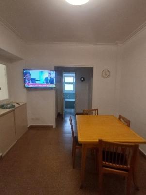 Departamento en alquiler en Mar del Plata. 3 ambientes, 1 baño y capacidad de 1 a 4 personas. 