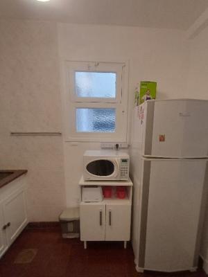 Departamento en alquiler en Mar del Plata. 3 ambientes, 1 baño y capacidad de 1 a 4 personas. 