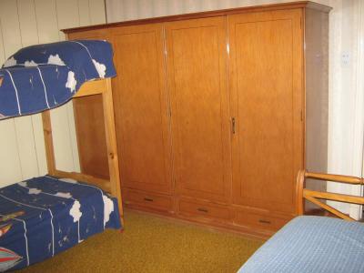 Casa en alquiler en Mar del Plata. 3 ambientes, 1 baño y capacidad de 1 a 5 personas. 