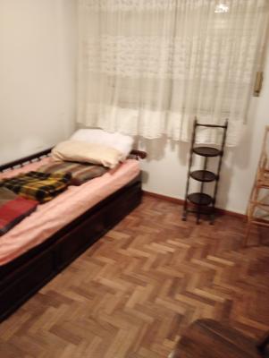 Departamento en alquiler en Mar del Plata. 4 ambientes, 2 baños y capacidad de 2 a 6 personas. 